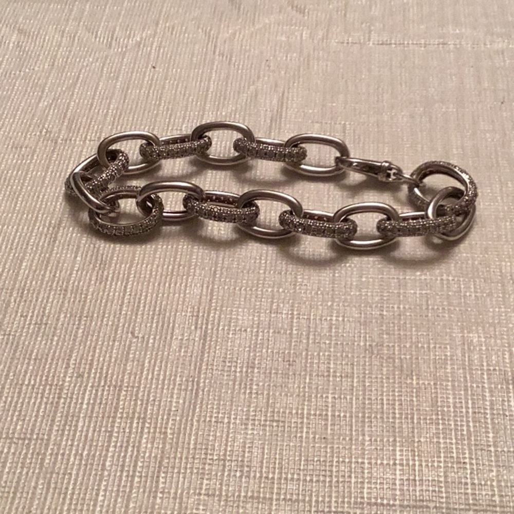 Sterling Silver CZ Link Bracelet. Stamped CZ, 925 Thailand. End to End 7 1/4”.